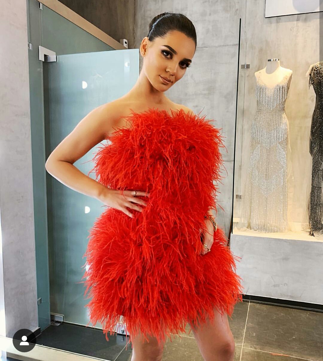 Luxury Feather Short Prom Dresses 2019 Strapless Sleeveless Mini Cocktail Party Dress Custom Made Little Evening Gowns