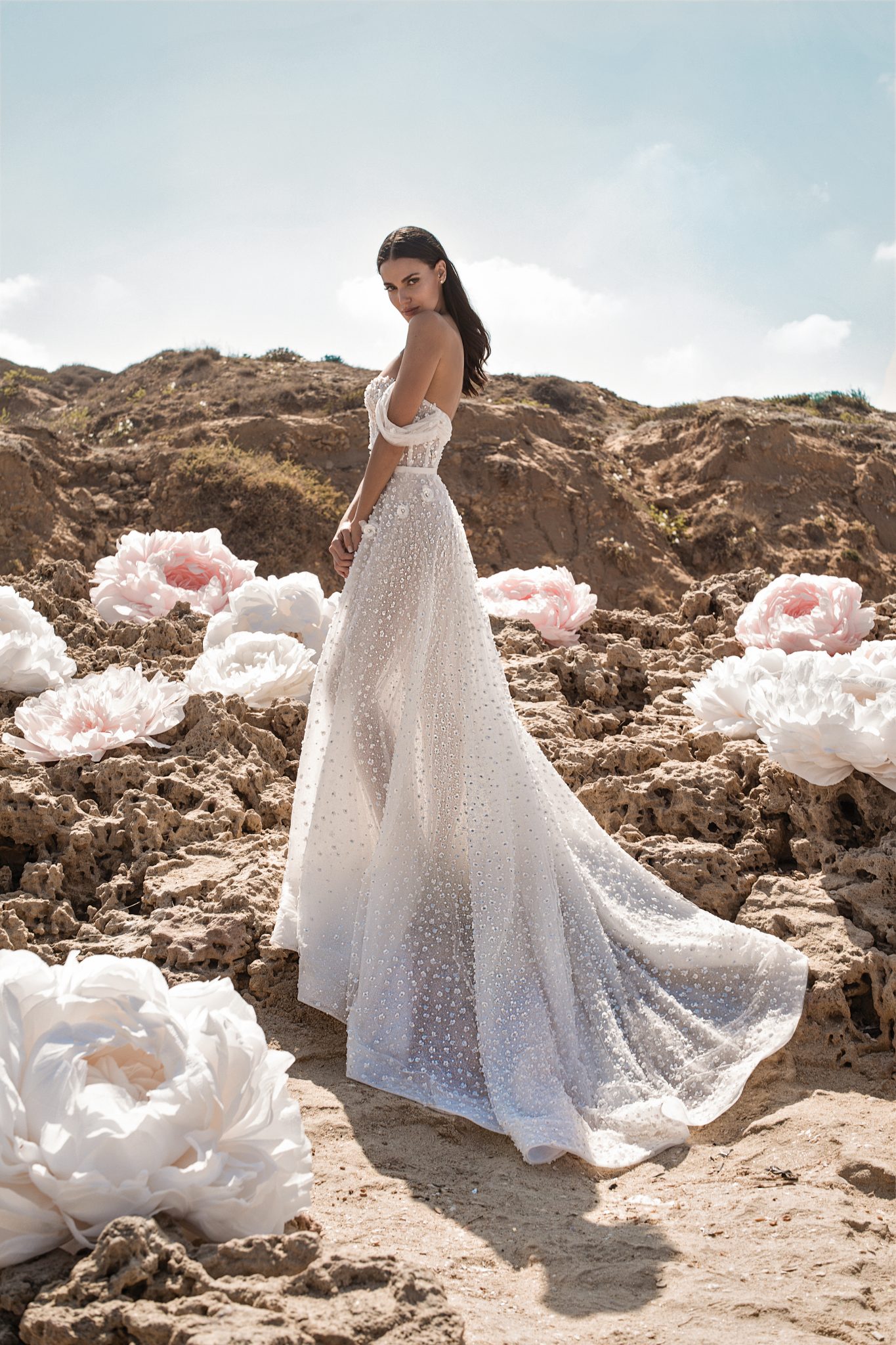 2019 Berta Boho Wedding Dresses Off The Shoulder Lace 3D Floral Applique Beaded Cheap Bridal Gowns A Line Custom Made Beach Wedding Dress