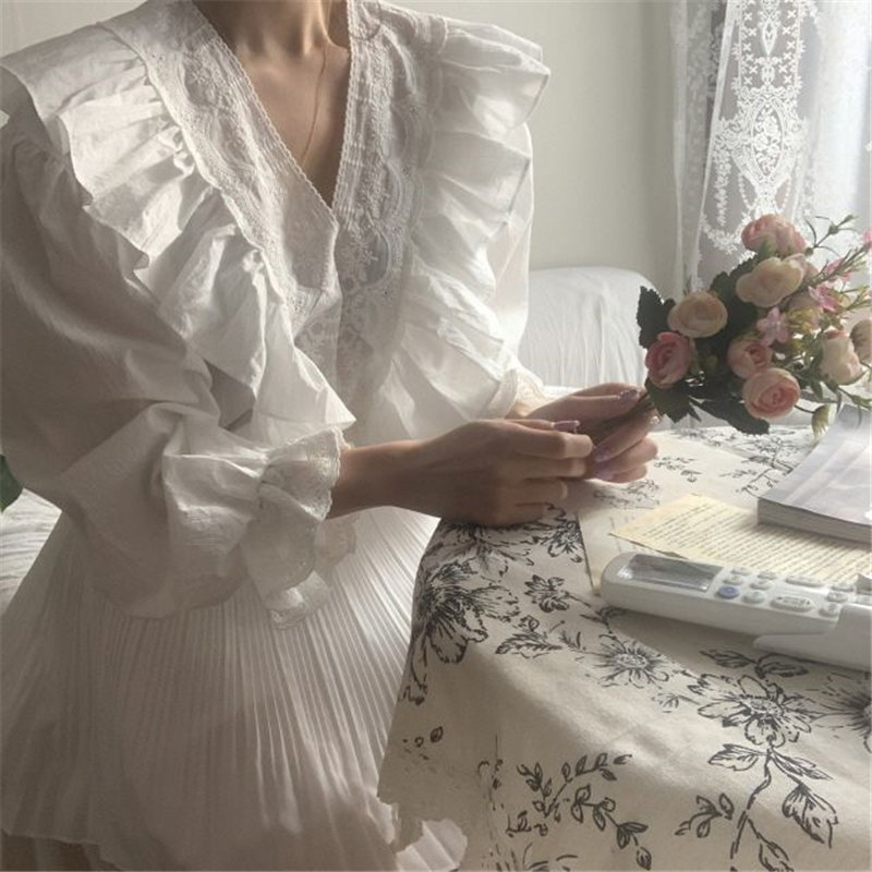 Alien Kitty White All-Match Ruffles Cute V-Neck Office Lady 2020 All Match Chic High Street Loose Sweet Casual Female Shirts, Photo color
Alien Kitty White All-Match Ruffles Cute V-Neck Office Lady 2020 All Match Chic High Street Loose Sweet Casual Female Shirts, Photo color