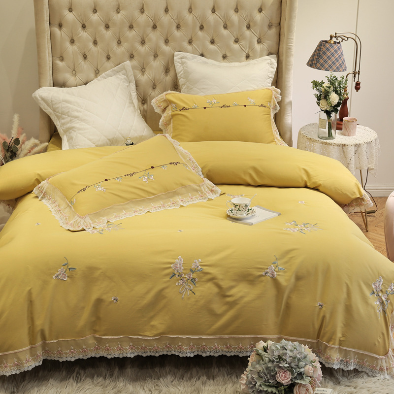 Lavender Embroidery Bedding Set 4pcs 100% Cotton Home Textile for New Couples Wedding Bed Article Romantic Lace Quilt Cover Gift, Green
Lavender Embroidery Bedding Set 4pcs 100% Cotton Home Textile for New Couples Wedding Bed Article Romantic Lace Quilt Cover Gift, Green