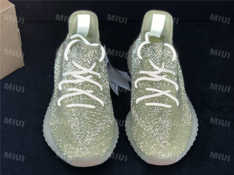 2020 Stock Synth Static Reflective Men Runnning Shoes Lundmark Sneaker Cloud White Sports Trainers Antlia Sesame Semi Frozen Blue Tint zebra, Static refective
2020 Stock Synth Static Reflective Men Runnning Shoes Lundmark Sneaker Cloud White Sports Trainers Antlia Sesame Semi Frozen Blue Tint zebra, Static refective