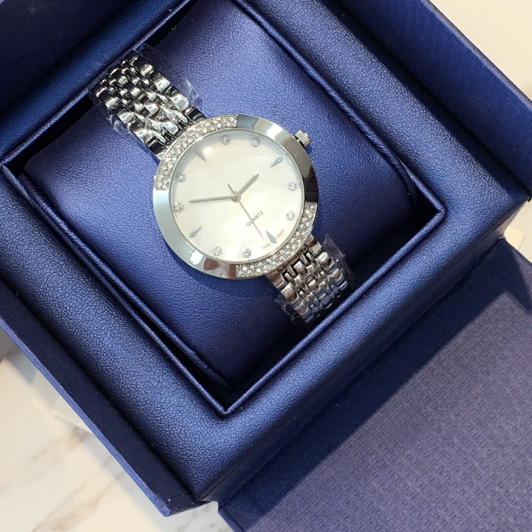 2020 Fashion lady watches women special design luxury wristwatch with diamond Stainless Steel Dress Watch Bracelet Wristwatches female clock, Slivery;brown
2020 Fashion lady watches women special design luxury wristwatch with diamond Stainless Steel Dress Watch Bracelet Wristwatches female clock, Slivery;brown