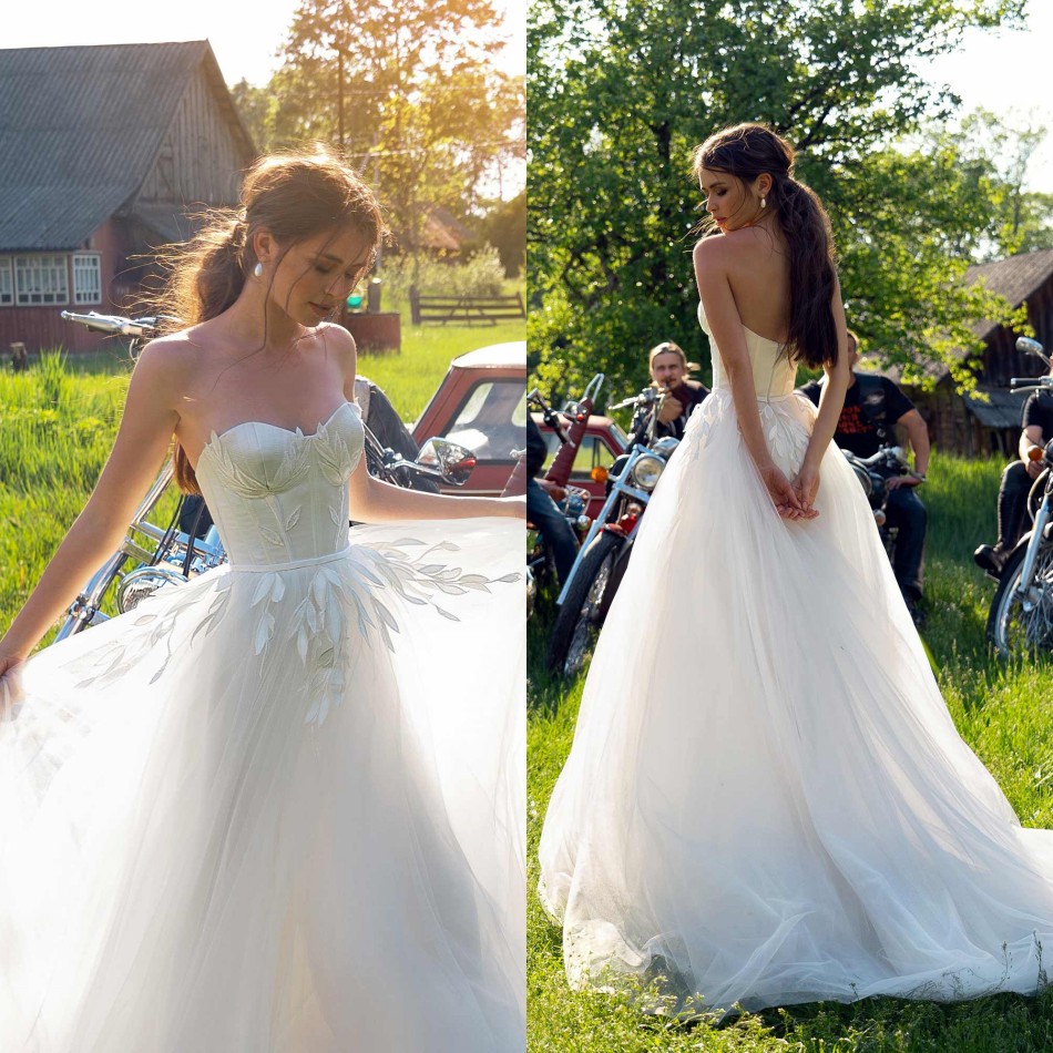 Papilio 2020 Wedding Dresses Sweetheart Lace Appliques Beach Bridal Gowns Backless Sweep Train A Line Wedding Dress Robe De Mariee, Black
Papilio 2020 Wedding Dresses Sweetheart Lace Appliques Beach Bridal Gowns Backless Sweep Train A Line Wedding Dress Robe De Mariee, Black