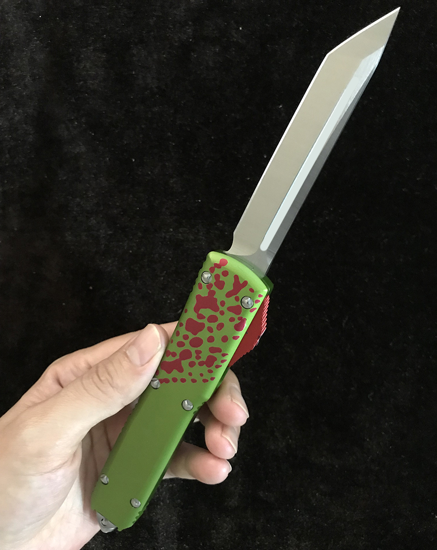 A15 CNC VG10 STEautomatic knives Benchmade knife t6061 handle CNC VG10 steel OUT pocket knife BM3300 Camping tactical Survival Hunting knife
A15 CNC VG10 STEautomatic knives Benchmade knife t6061 handle CNC VG10 steel OUT pocket knife BM3300 Camping tactical Survival Hunting knife
