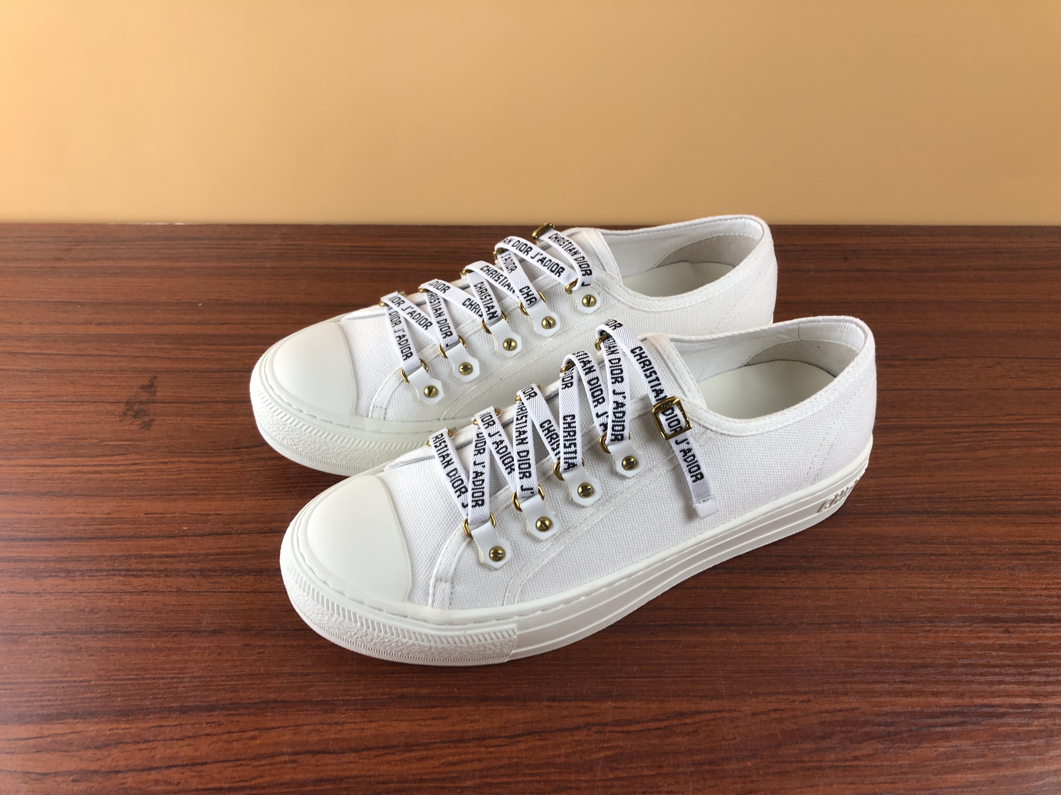 Leather Sneakers High Quality Trainers Designer Shoes Womens Casual Shoes huaraches size 35-41 with box DR3, As picture
Leather Sneakers High Quality Trainers Designer Shoes Womens Casual Shoes huaraches size 35-41 with box DR3, As picture
