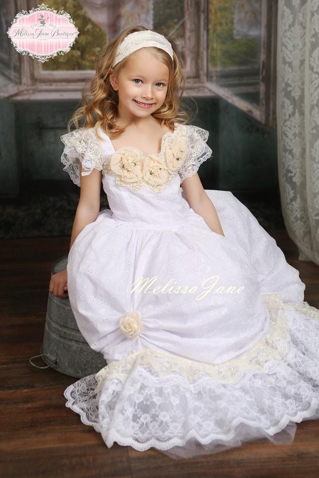 Princess White Flower Girl Dresses Jewel Neck Lace Handmade Flowers Ruffles Girls Pageant Gowns Children A Line Kids Prom Party Dress