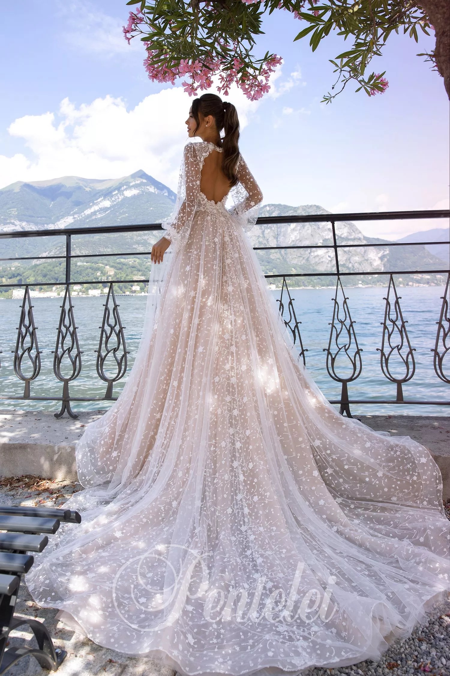 sparkly pentelei long sleeve wedding dresse bridal gowns v neck lace appliqued beaded robes de marie
