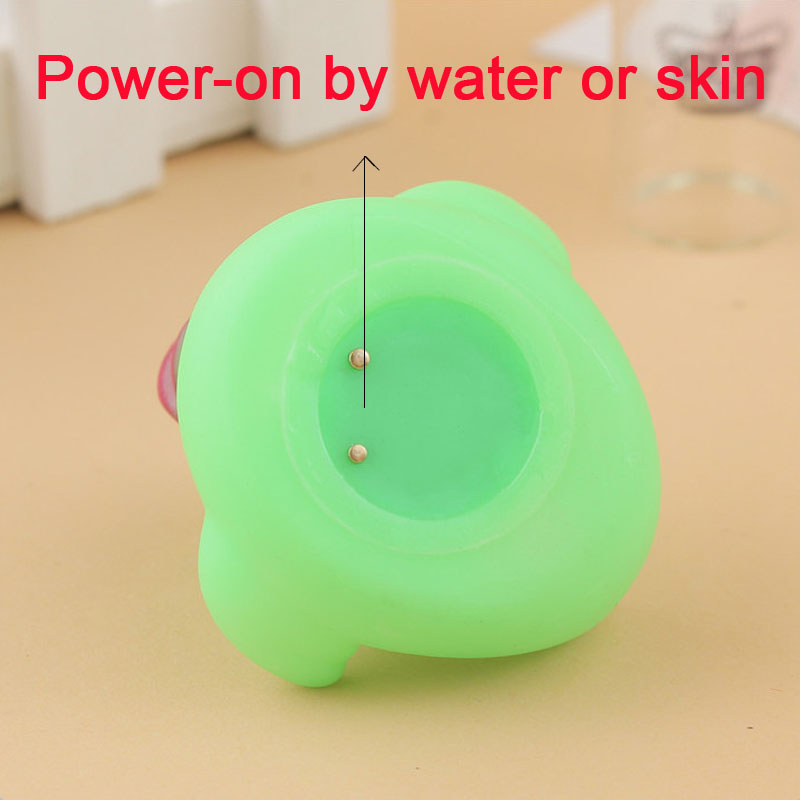 Flashing Duck LED Light Up Toy Baby Bath Toys Lighted Floating Ducks Kids Bathtub Glow Toys