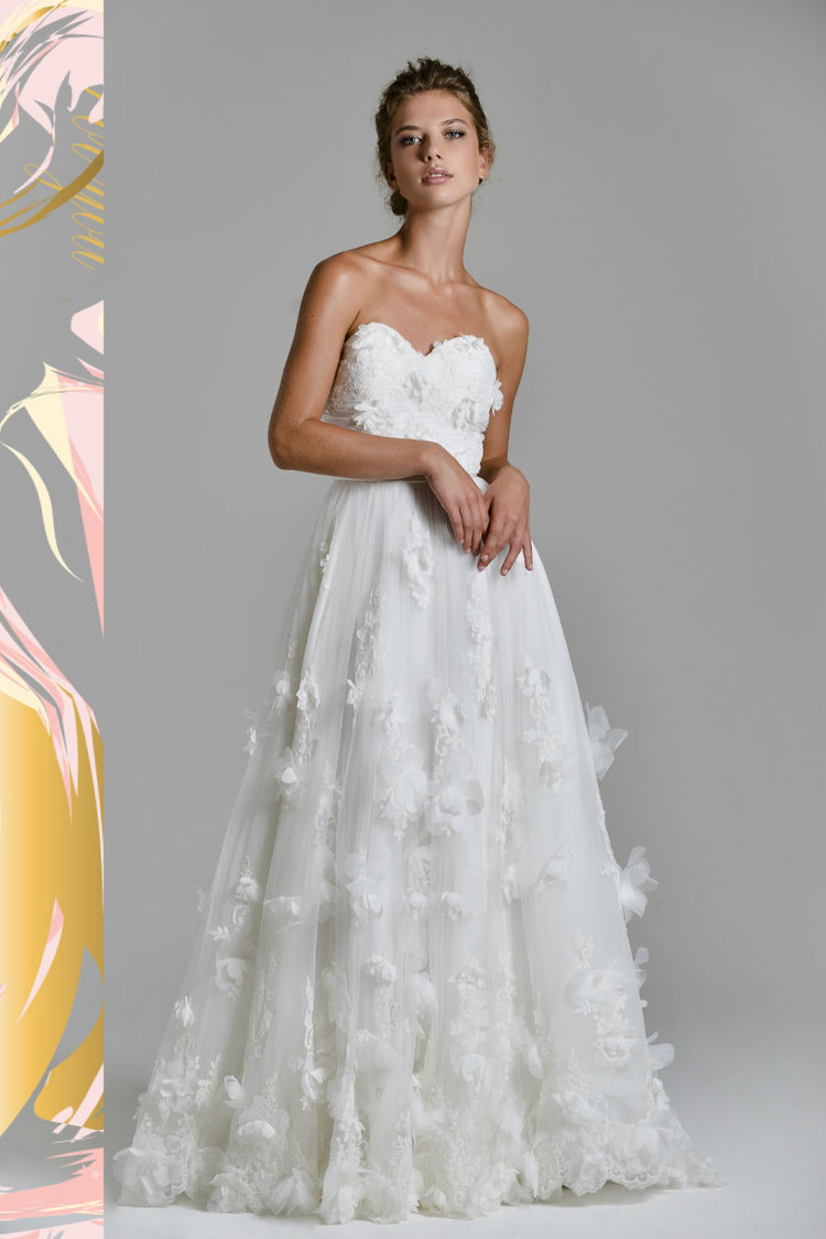 Chic 2019 Beach Wedding Dresses 3D Floral Appliques A Line Sweep Train Sweetheart Cheap Country Wedding Dress Custom Made Boho Bridal Gowns