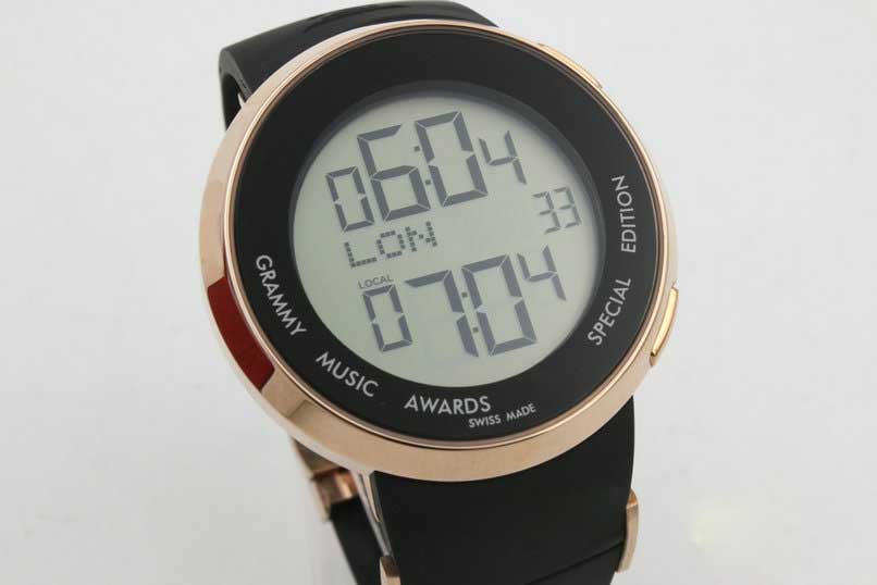 Trendy fashion men's sports watch electronic digital display, round luxury I series 244071 rubber belt men's sports watch., Slivery;brown
Trendy fashion men's sports watch electronic digital display, round luxury I series 244071 rubber belt men's sports watch., Slivery;brown