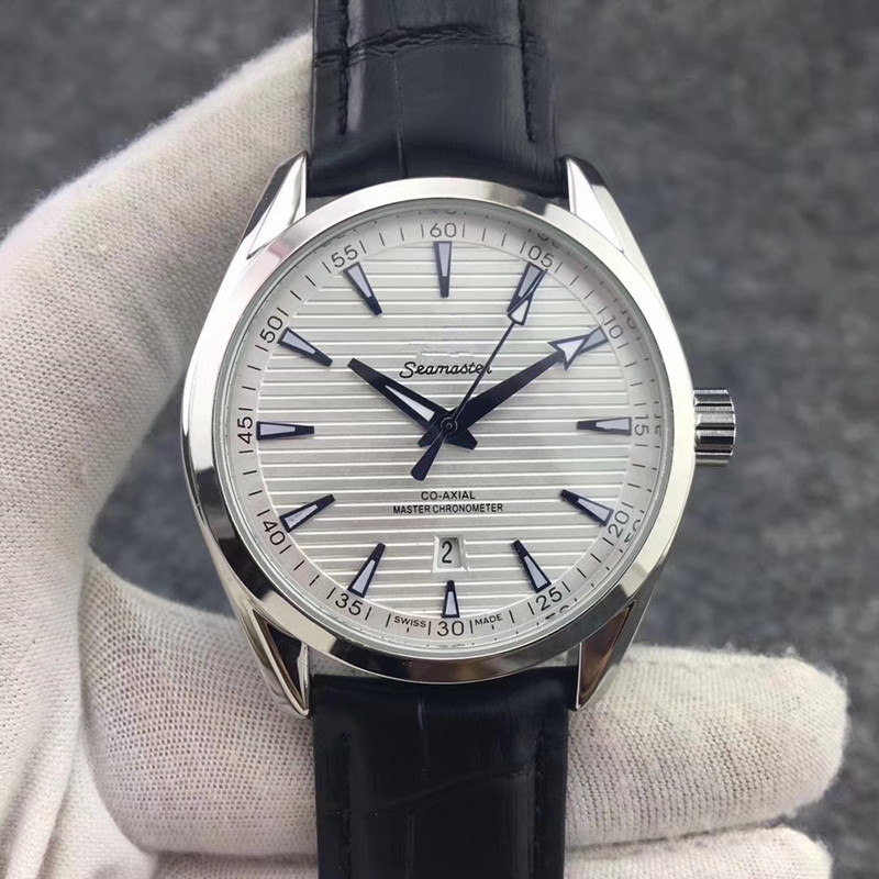 Famous Swiss Brand Luxury Watch Automatic Mechanical Waterproof Leather Strap Aqua Terra 150m Master 41.5mm Stainless Steel Men's Watch
Famous Swiss Brand Luxury Watch Automatic Mechanical Waterproof Leather Strap Aqua Terra 150m Master 41.5mm Stainless Steel Men's Watch