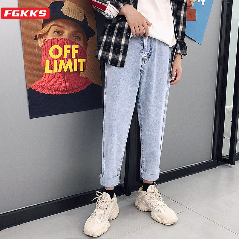 FGKKS Trend Brand Men Straight Jeans Spring Summer New Men' Fashion Casual Wild Ankle-Length Pants High Street Jeans Male, Light blue
FGKKS Trend Brand Men Straight Jeans Spring Summer New Men' Fashion Casual Wild Ankle-Length Pants High Street Jeans Male, Light blue