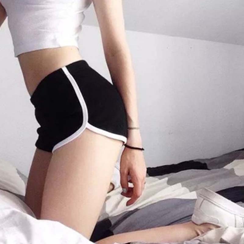 Hot Women Blend Summer Short Pants Contrast Binding Side Split Elastic Waist Patchwork Casual Beach Party Shorts Plus size -6XL, Black
Hot Women Blend Summer Short Pants Contrast Binding Side Split Elastic Waist Patchwork Casual Beach Party Shorts Plus size -6XL, Black
