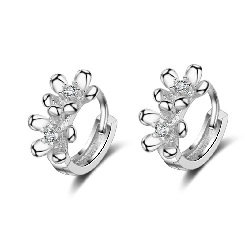 Charm Good Time Flower Ear Buckle Women's Elegant Girl Earrings Exquisite Jewelry Jewellery Sale
Charm Good Time Flower Ear Buckle Women's Elegant Girl Earrings Exquisite Jewelry Jewellery Sale