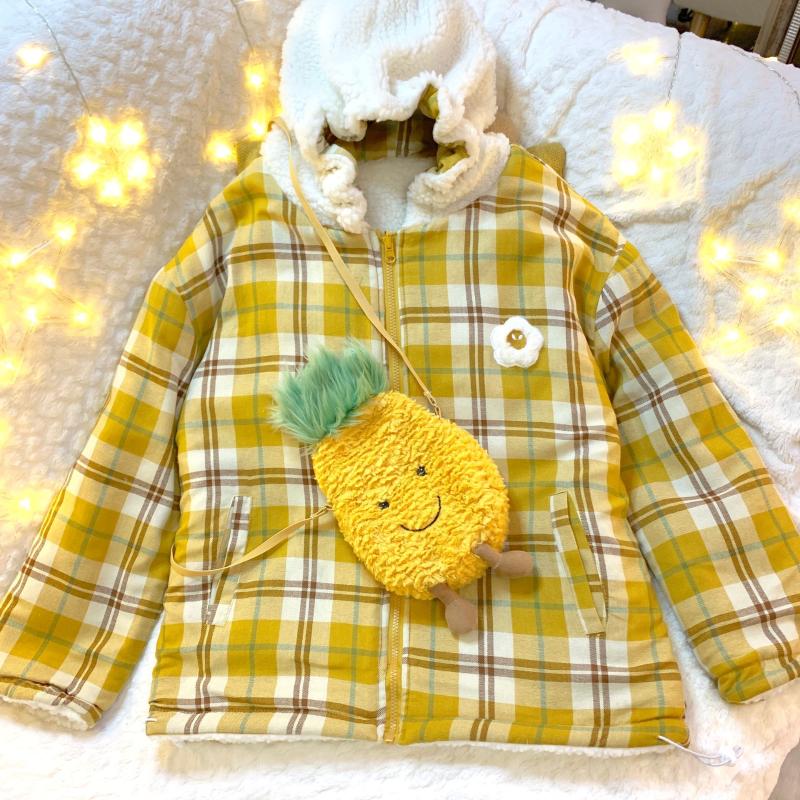 Japanese Soft Girl Young Girl Small Fresh Poached Egg Embroidery on Both Sides Wearing A Coat Lamb Wool Plus Hooded Plaid Parkas, Green
Japanese Soft Girl Young Girl Small Fresh Poached Egg Embroidery on Both Sides Wearing A Coat Lamb Wool Plus Hooded Plaid Parkas, Green