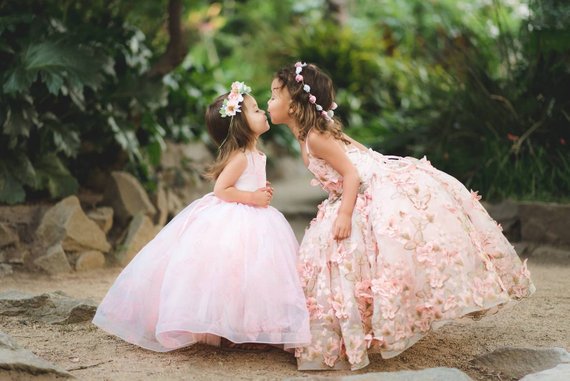 Luxury Flower Girl Dresses Tulle Lace 3D Floral Appliqued A Line Girls Pageant Dress Custom Made Halter Cute Kids Formal Gown