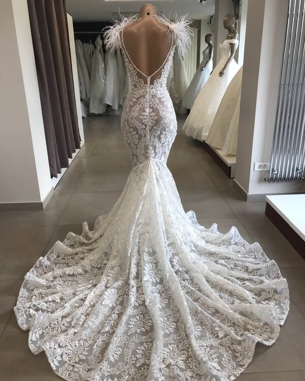 Robe De Mariee Mermaid Lace Wedding Dresses 2020 Luxury Beaded Feather Backless Sweetheart Trumpet Chapel Train Bride Dress