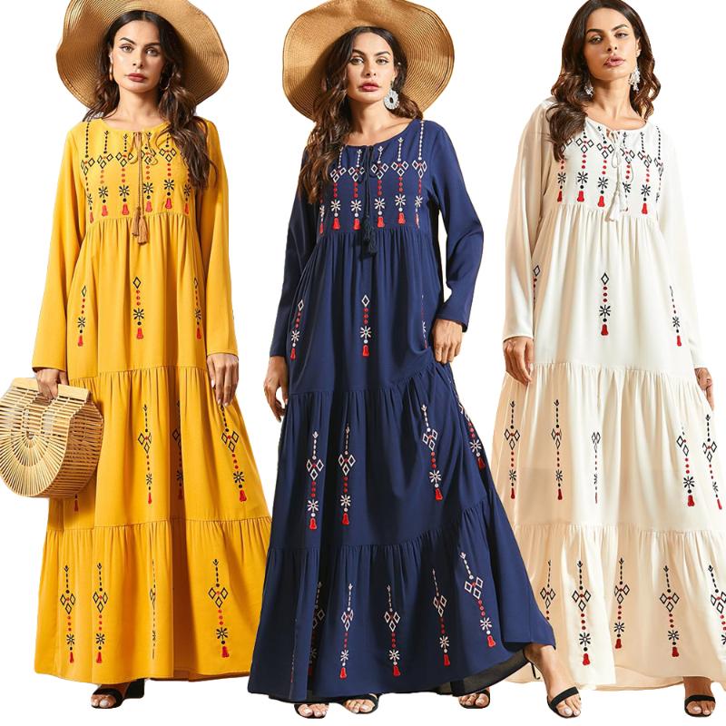 Abaya Muslim Embroidery Draped Design Dress Loose Casual Arab Jilbab Kaftan Ramadan Dubai Middle East Robe Party Islamic Gown
Abaya Muslim Embroidery Draped Design Dress Loose Casual Arab Jilbab Kaftan Ramadan Dubai Middle East Robe Party Islamic Gown