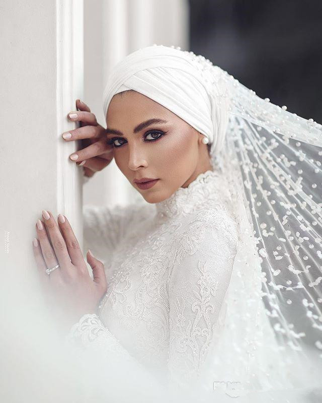 Modern Muslim Wedding Dresses Mermaid Lace Long Sleeve High Collar Saudi Arabic Bridal Dress With Hijab Veils Custom Made Vestidos De Novia