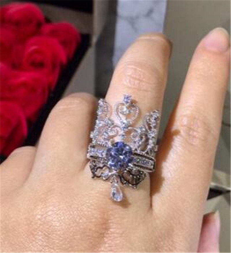diamond Wedding Rings Sparkly 18k Plated Two piece Set Crown Rings For Women Wedding Party Fashion Jewelry Gifts
diamond Wedding Rings Sparkly 18k Plated Two piece Set Crown Rings For Women Wedding Party Fashion Jewelry Gifts