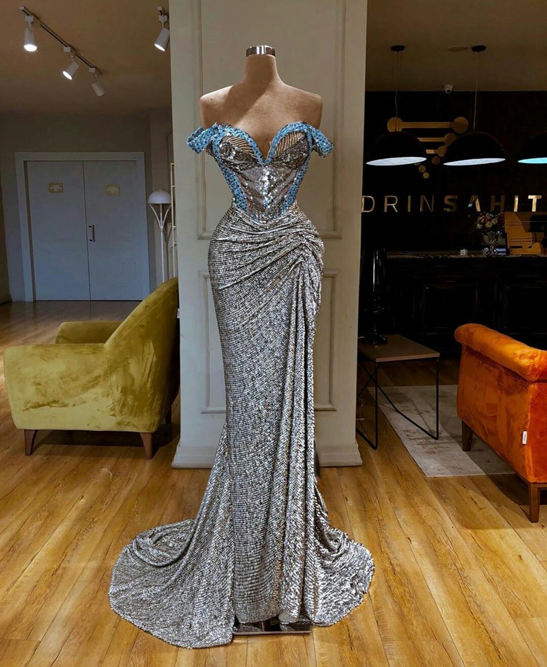 Real Image Mermaid Prom Dresses Off The Shoulder Bling Sequins Beaded Luxury Evening Dress Custom Made Special Occasion Gowns