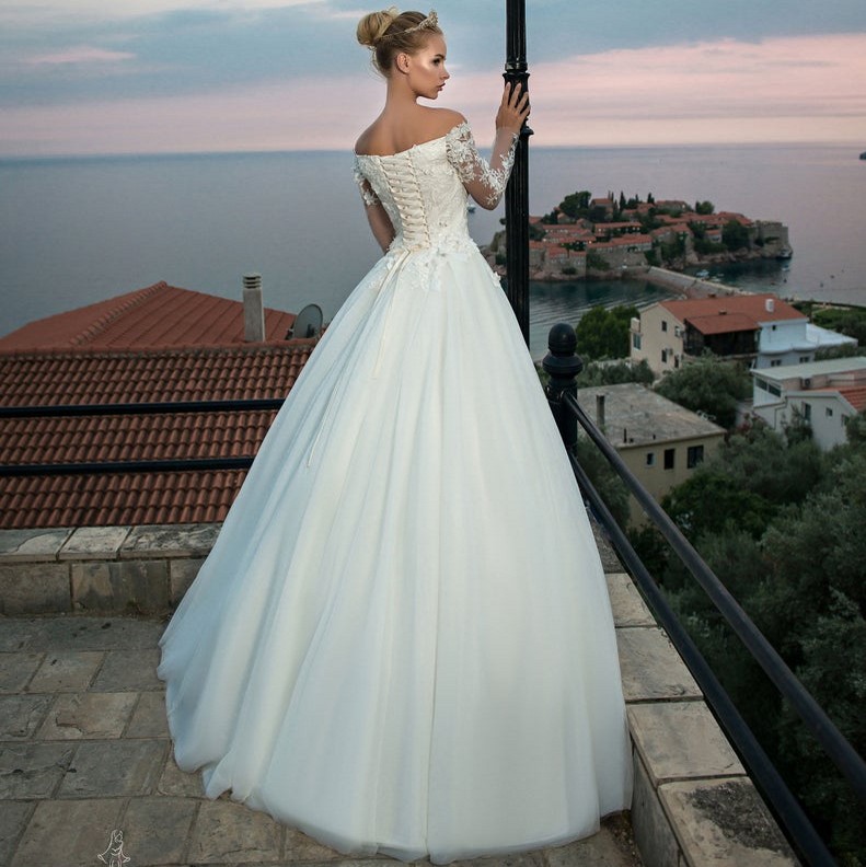A Line Chic 3D Lace Appliqued Wedding Dresses Off The Shoulder Beaded Bridal Gowns Long Sleeves Tulle Floor Length Robe De Marie ppliqued