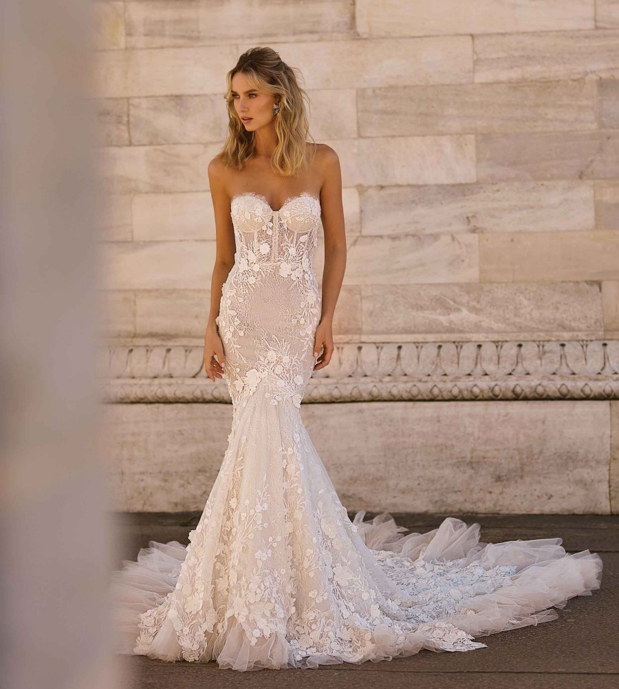 Berta Mermaid Lace Backless Wedding Dresses Beaded Strapless Neck 3D Appliqued Bridal Gowns Plus Size Sweep Train Tulle robes de mariée