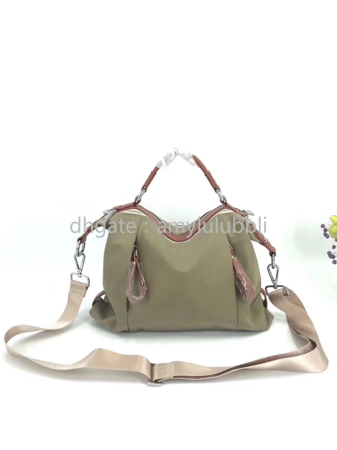 Wholesale resources luxury classic nylon female bag new Boston bag waterproof Oxford cloth handbag wild pillow shoulder Messenger bag l
Wholesale resources luxury classic nylon female bag new Boston bag waterproof Oxford cloth handbag wild pillow shoulder Messenger bag l
