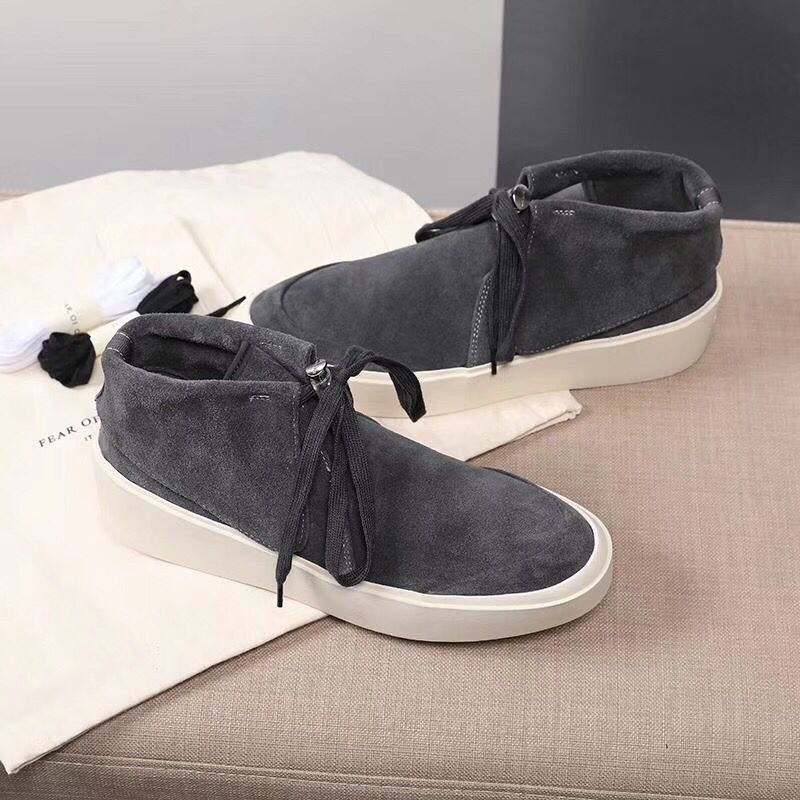 Handmade genuine leather boots Persional fashion suede genuine leather popular rock luxury shoes real picture winter sport shoes
Handmade genuine leather boots Persional fashion suede genuine leather popular rock luxury shoes real picture winter sport shoes