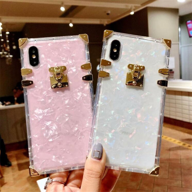 Luxury Fashion Square Clear TPU Cases For iPhone 13 12 11 Pro X XS Max XR 8 7Plus Soft Silicone Bling Phone Cover
Luxury Fashion Square Clear TPU Cases For iPhone 13 12 11 Pro X XS Max XR 8 7Plus Soft Silicone Bling Phone Cover