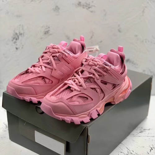 New 2020 fashion Paris 17fw triple s sneakers triple s casual women's Shoes Pink casual designer shoes size 35-40
New 2020 fashion Paris 17fw triple s sneakers triple s casual women's Shoes Pink casual designer shoes size 35-40