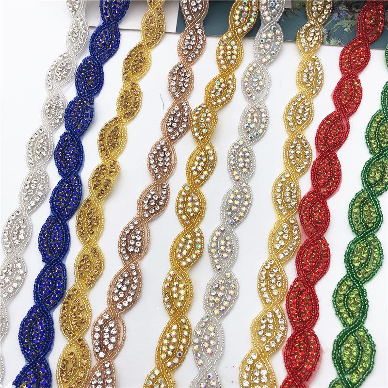 bridal beaded crystal rhinestone applique trim gold sew iron on for wedding dress decoration hand DIY craft garment
bridal beaded crystal rhinestone applique trim gold sew iron on for wedding dress decoration hand DIY craft garment