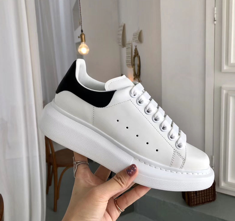 High Quality Men Women Casual Shoes Sneakers Platform White Leather Suede Shoes Party Trainers Wedding Sneakers Chaussures, Red
High Quality Men Women Casual Shoes Sneakers Platform White Leather Suede Shoes Party Trainers Wedding Sneakers Chaussures, Red