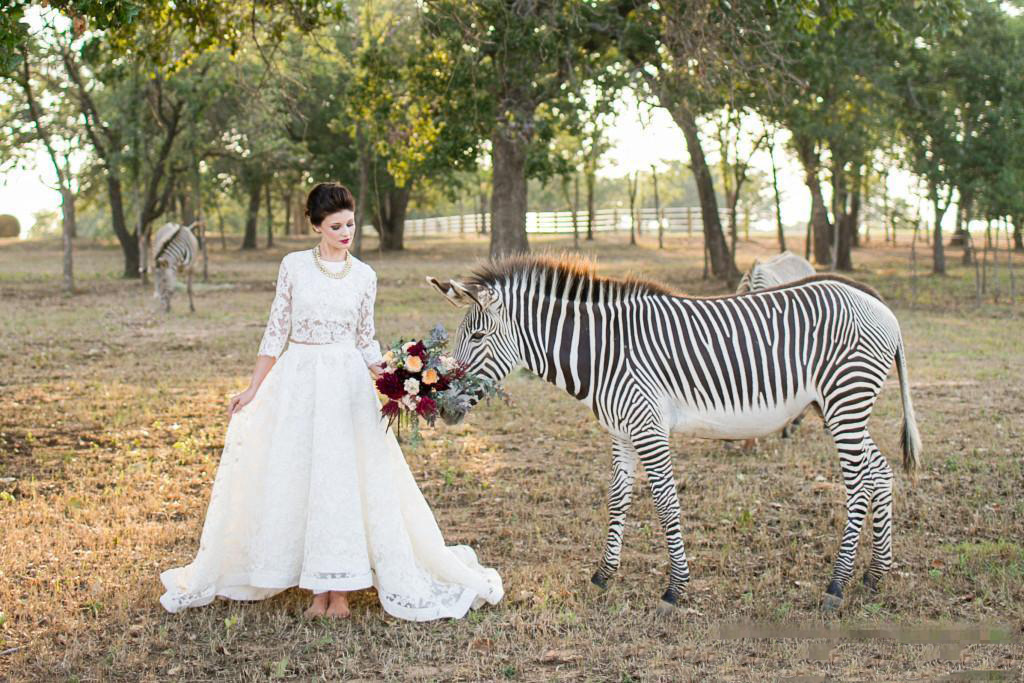 Two Pieces Bohemian Wedding Dresses Vintage A Line Jewel with 3/4 Long Sleeves Country Rustic Lace Boho Beach Bridal Gowns