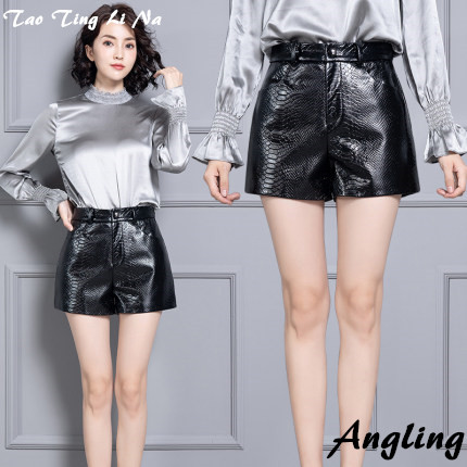 2020 Women New Real Genuine Sheep Leather Shorts KS68, Black 
2020 Women New Real Genuine Sheep Leather Shorts KS68, Black