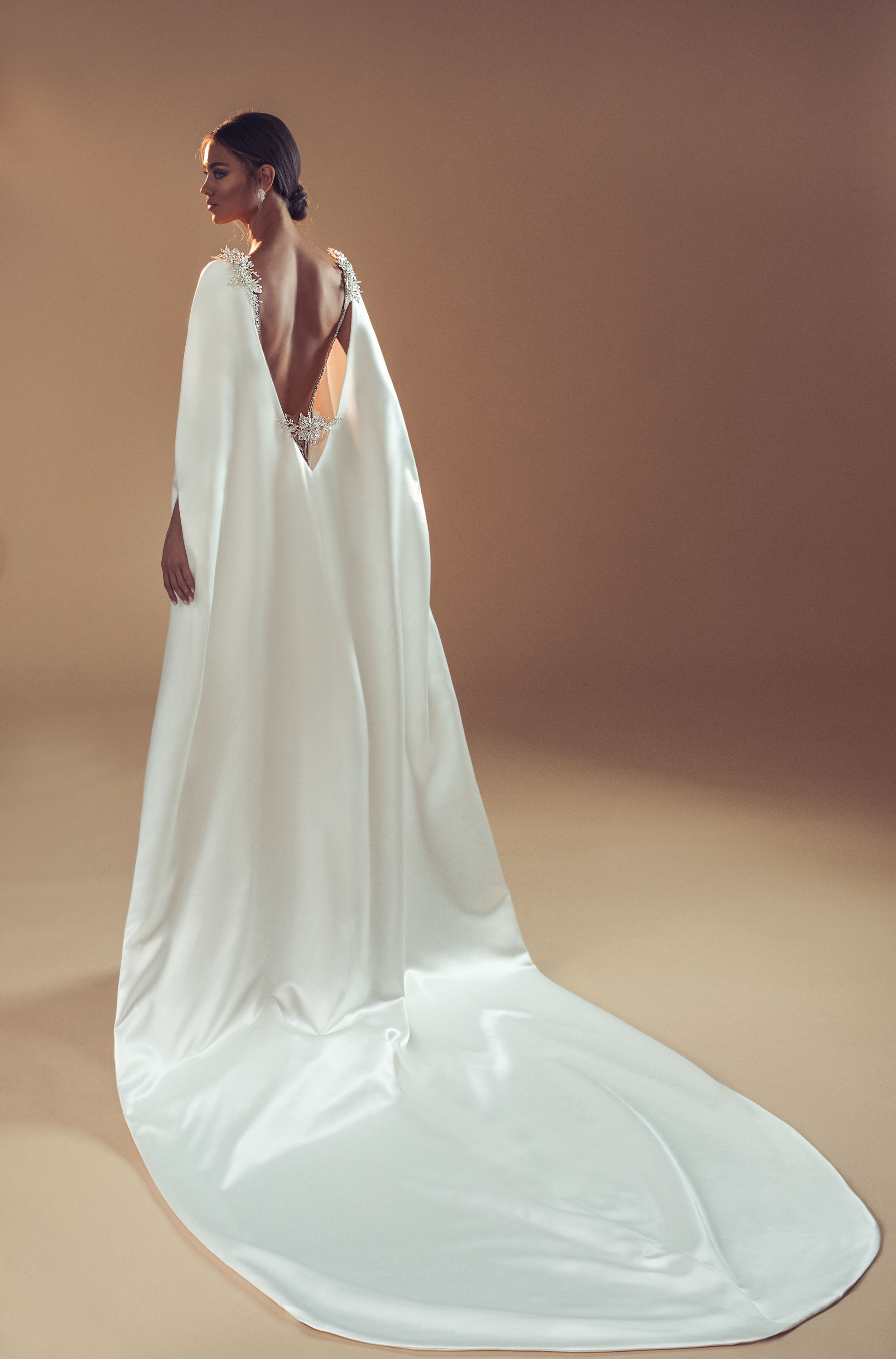 2019 Elihav Sasson Mermaid Wedding Dresses With Detachable Wrap Deep V Neck Backless Bridal Gowns Sweep Train Shinny Beach Wedding Dress