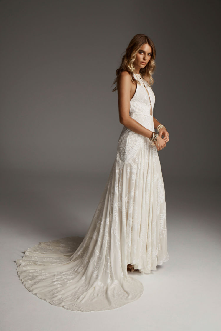 2019 Bohemian Wedding Dresses Jewel Neck Lace Embroidery Sweep Train Mermaid Wedding Dress Sleeveless Hollow Back Beach Bridal Gowns Custom