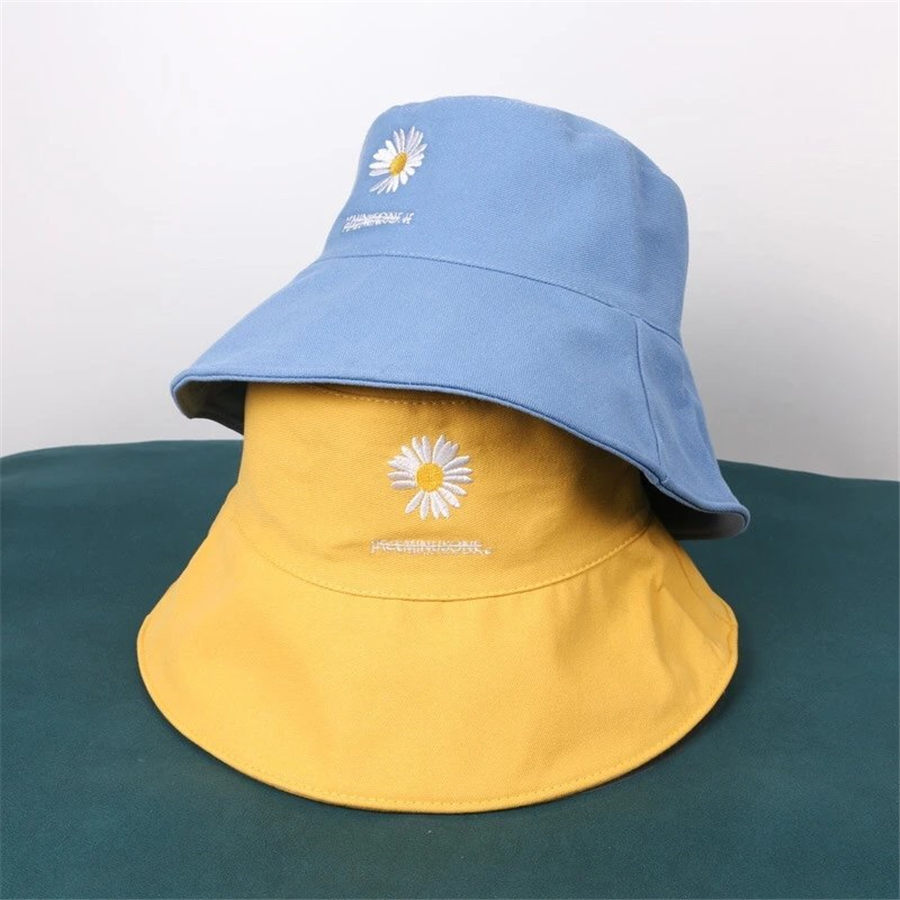 Street Daisy Hat Designer Cap Mens Woman Beach Bucket Hat Brand Caps Fitted Hats Beanie Casquettes 5 Colors Highly Quality, Blue
Street Daisy Hat Designer Cap Mens Woman Beach Bucket Hat Brand Caps Fitted Hats Beanie Casquettes 5 Colors Highly Quality, Blue