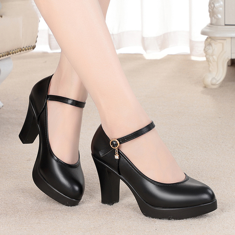 new fashion thick with high heels Korean wild waterproof platform catwalk models black soft leather work women's shoes
new fashion thick with high heels Korean wild waterproof platform catwalk models black soft leather work women's shoes