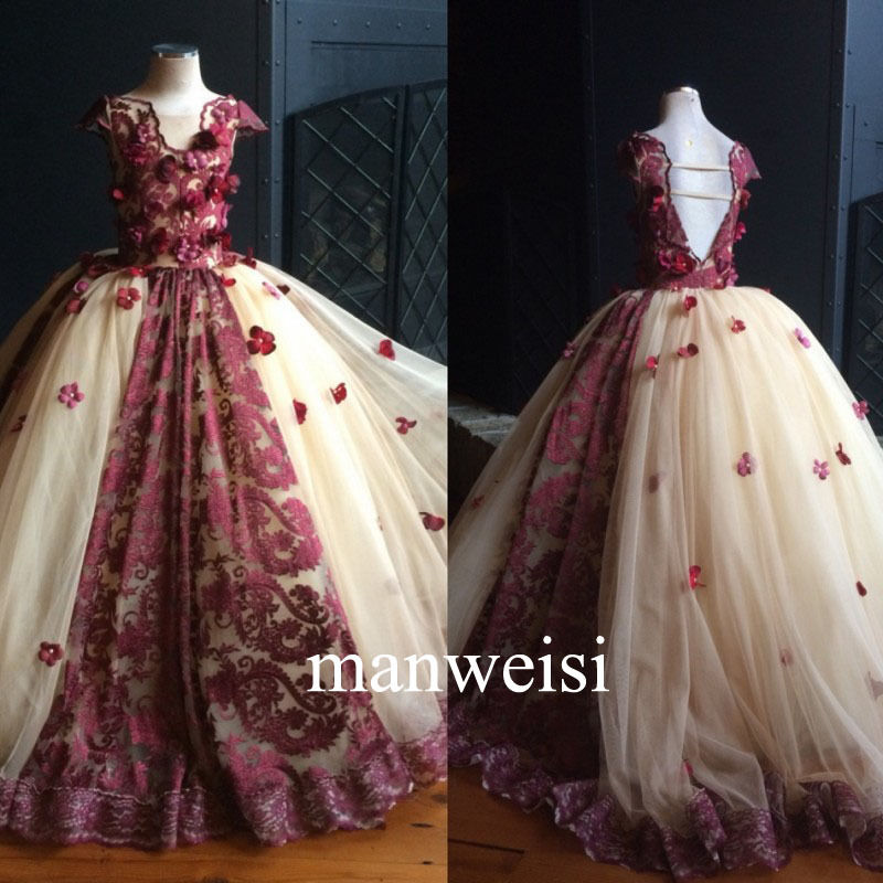 Vintage 2019 Flower Girl Dresses 3D Floral Appliqued Lace Jewel Neck Ball Gown Pageant Dress Little Baby Gowns for Communion Boho Wedding