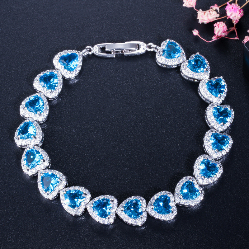 High Quality White Gold Plated Full CZ Crystal Heart Bracelet for Girls Women for Party Wedding Nice Gift
High Quality White Gold Plated Full CZ Crystal Heart Bracelet for Girls Women for Party Wedding Nice Gift
