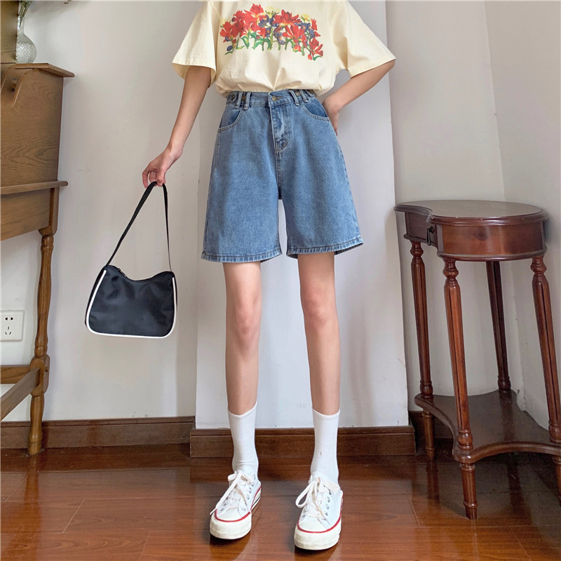 Women Wide Leg Denim Shorts Casual Female Loose Jeans High Waist Blue Knee-length Vintage Shorts For Womens
Women Wide Leg Denim Shorts Casual Female Loose Jeans High Waist Blue Knee-length Vintage Shorts For Womens