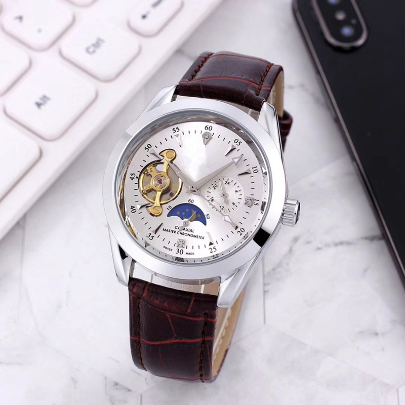 New men Watch Top Brand luxury Watches High Quality Large flywheel Mechanical movement Wristwatch Fashion mens leather belt
New men Watch Top Brand luxury Watches High Quality Large flywheel Mechanical movement Wristwatch Fashion mens leather belt