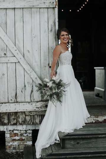 Country Casual Dresses Lace Strapless Wedding Gown Robe De Mariee Boho Sexy Backless Wedding Dress Chiffon Bottom Bridal Gowns 0510