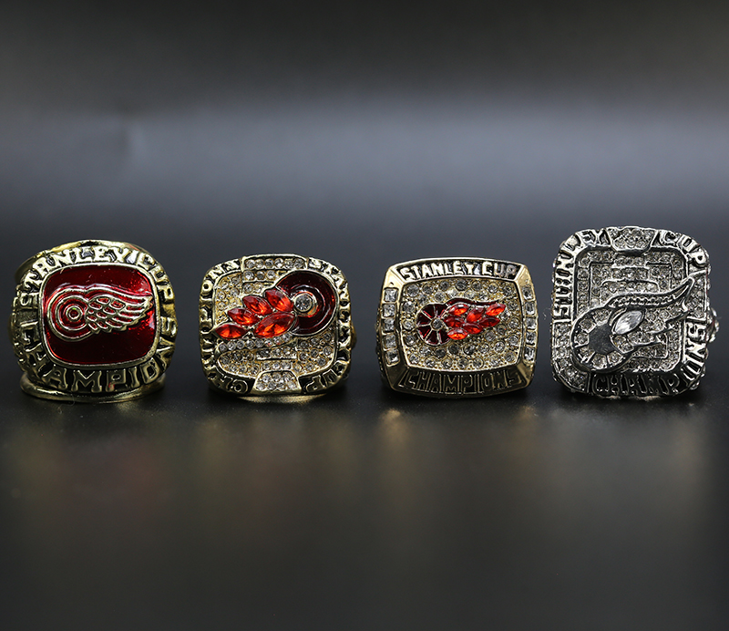 1997 1998 2002 2008 Detroit Red Wings Championship Ring Hockey men's ring Fans Best Gifts Set, Golden;silver
1997 1998 2002 2008 Detroit Red Wings Championship Ring Hockey men's ring Fans Best Gifts Set, Golden;silver