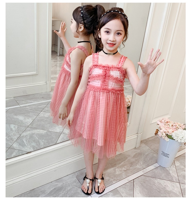 Summer new children's clothing girls dress fashion in the big boy vest dress little girl princess plaid stitching girl, Pink
Summer new children's clothing girls dress fashion in the big boy vest dress little girl princess plaid stitching girl, Pink