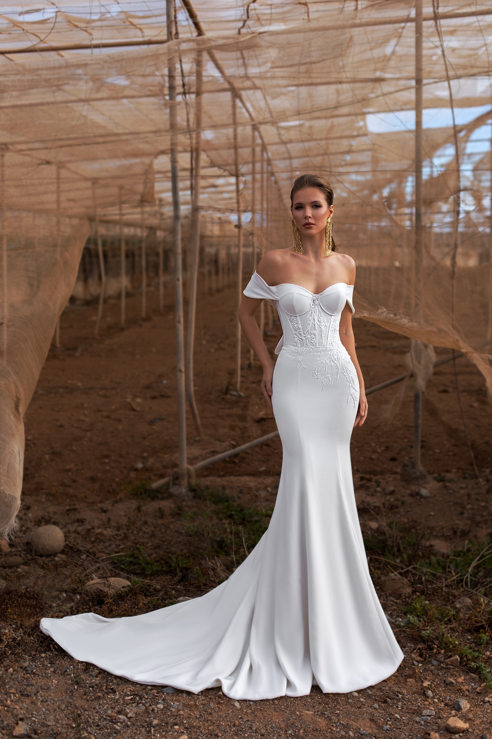 Sexy The Off Shoulder Mermaid Dresses Bridal Gowns Lace Appliqued Beach Satin Wedding Dress Robes De Marie