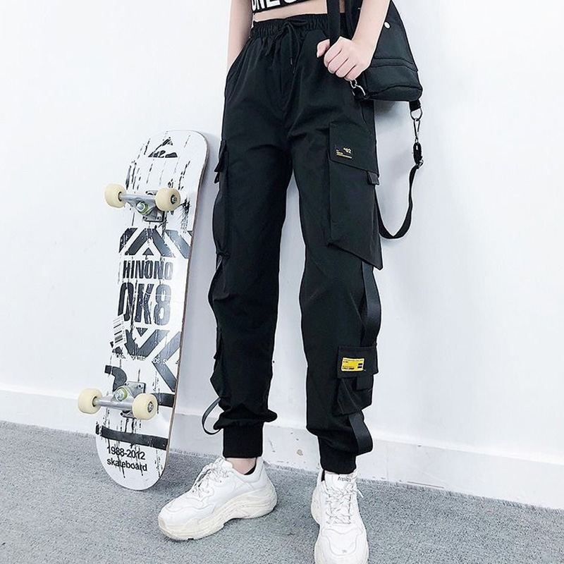 High Waist Cargo Pants Women Plus FUR Sports Loose Harajuku Black Cargo Pants Elastics Trousers Streetwear Women
High Waist Cargo Pants Women Plus FUR Sports Loose Harajuku Black Cargo Pants Elastics Trousers Streetwear Women