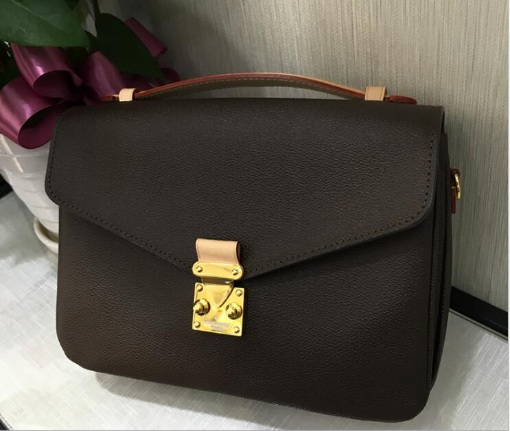 2019 new high quality women designer Messenger bag leather women's handbag pochette Metis shoulder bags crossbody bags M40780, Brown
2019 new high quality women designer Messenger bag leather women's handbag pochette Metis shoulder bags crossbody bags M40780, Brown