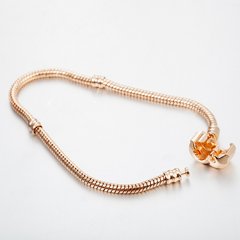 Wholesale-snake bone bracelet for Pandora silver plate factory wholesale fashion European beads rose gold bracelet free shipping
Wholesale-snake bone bracelet for Pandora silver plate factory wholesale fashion European beads rose gold bracelet free shipping